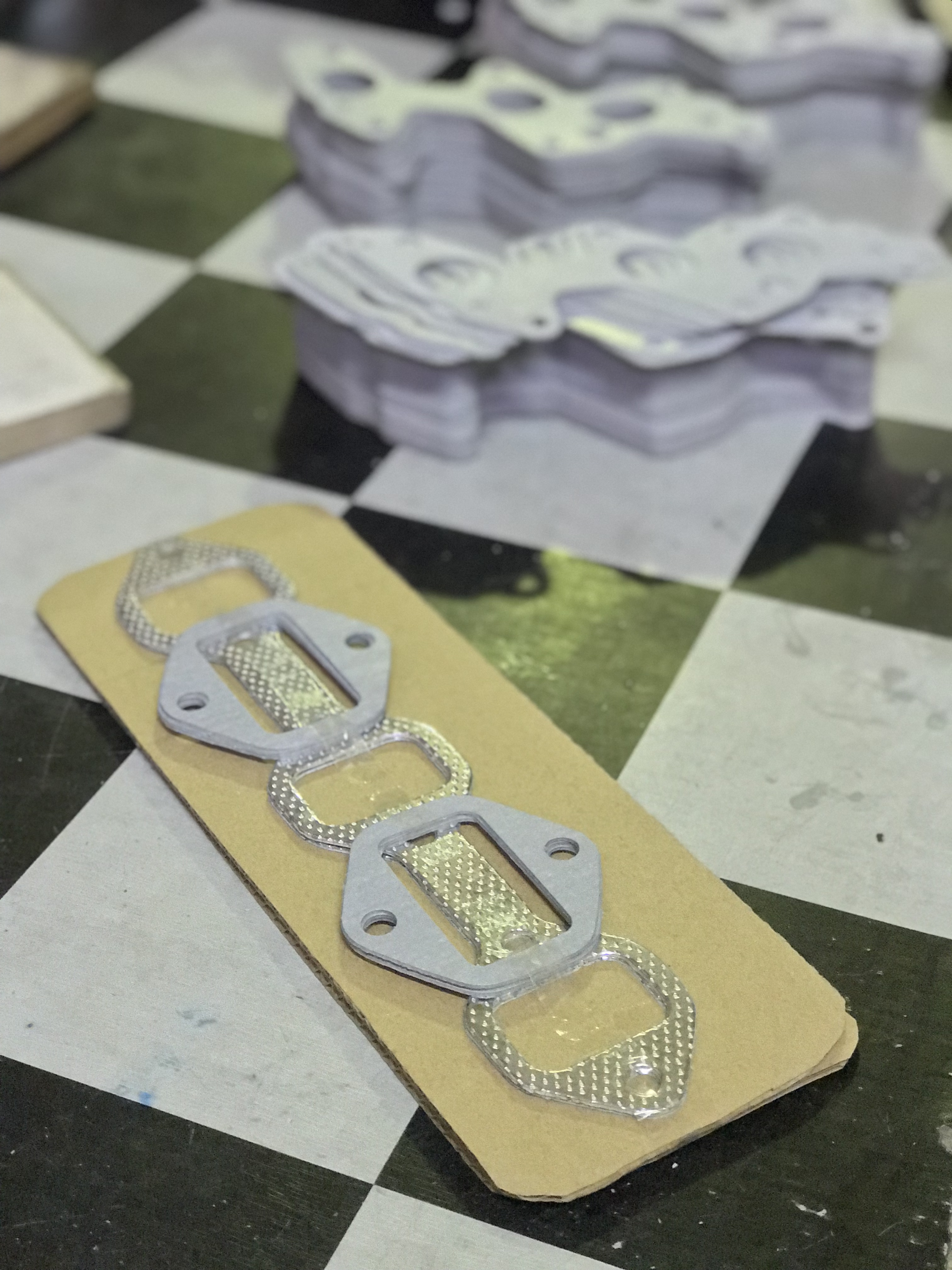 lsgasket-gasket-photo2